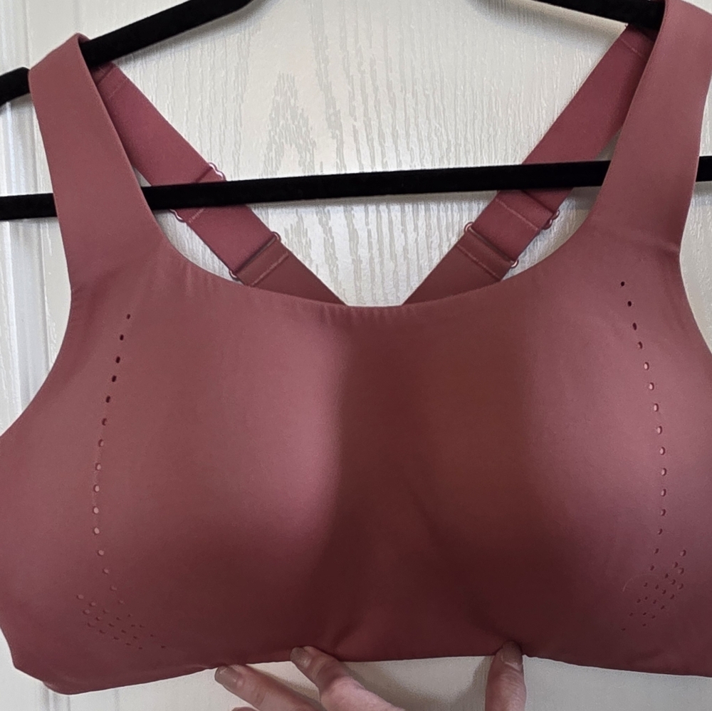 Lululemon Pink Sports Bra, 38dd